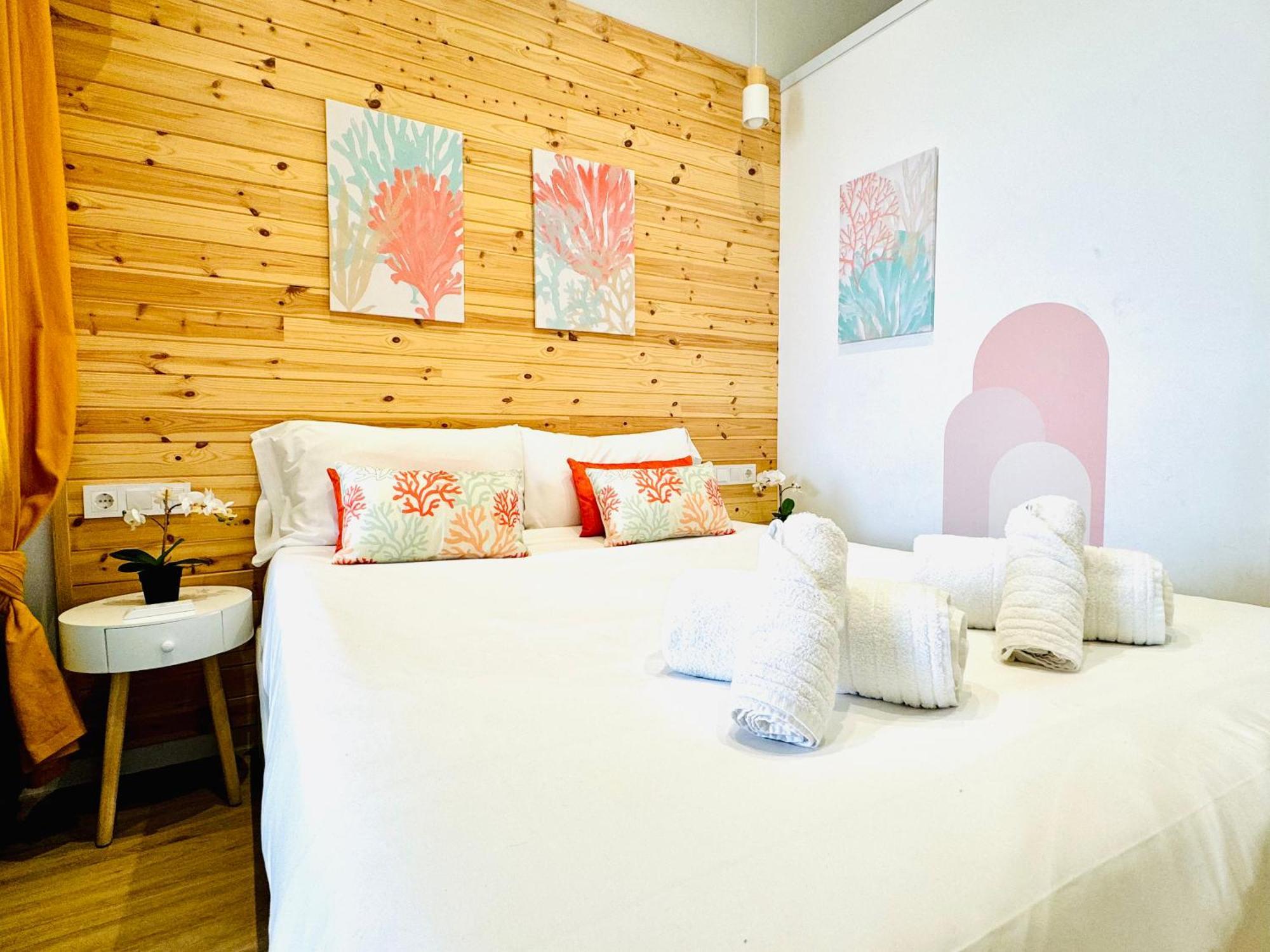 Beautiful Flat Next The Beach Valence Extérieur photo