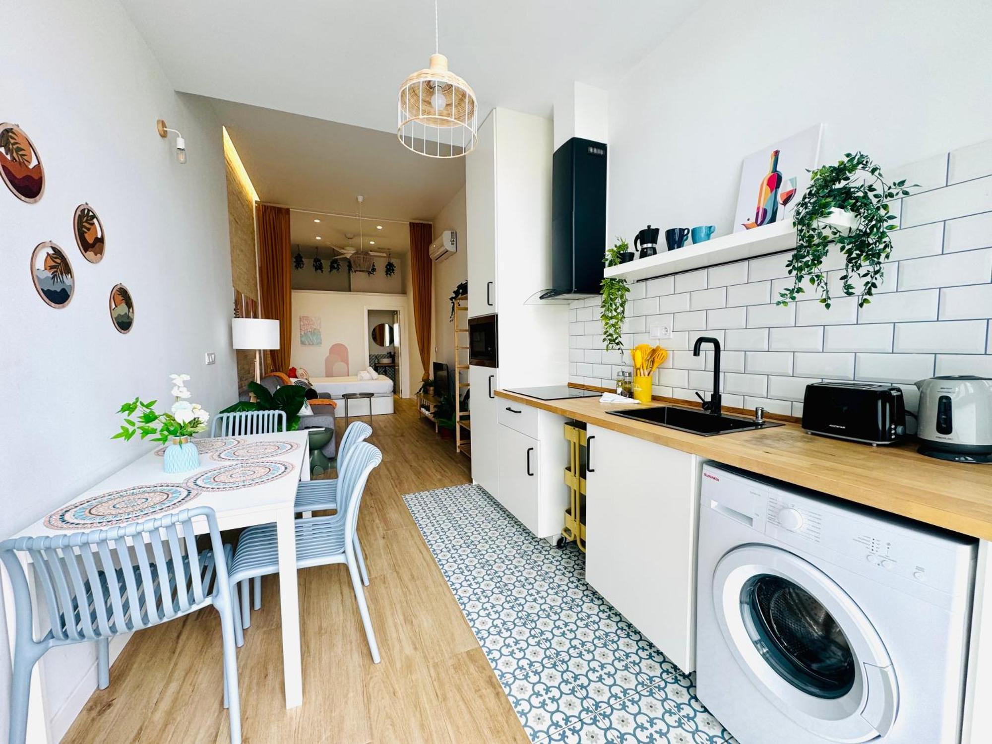 Beautiful Flat Next The Beach Valence Extérieur photo
