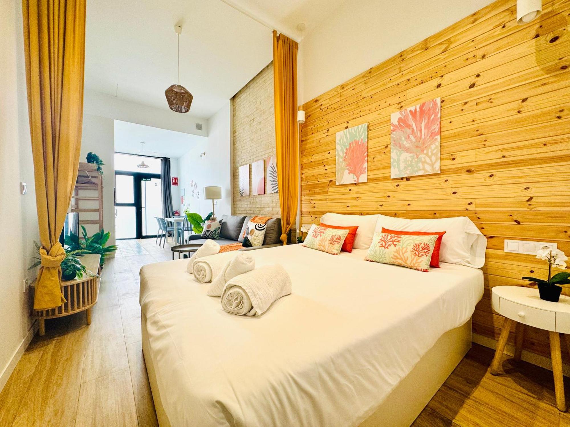 Beautiful Flat Next The Beach Valence Extérieur photo