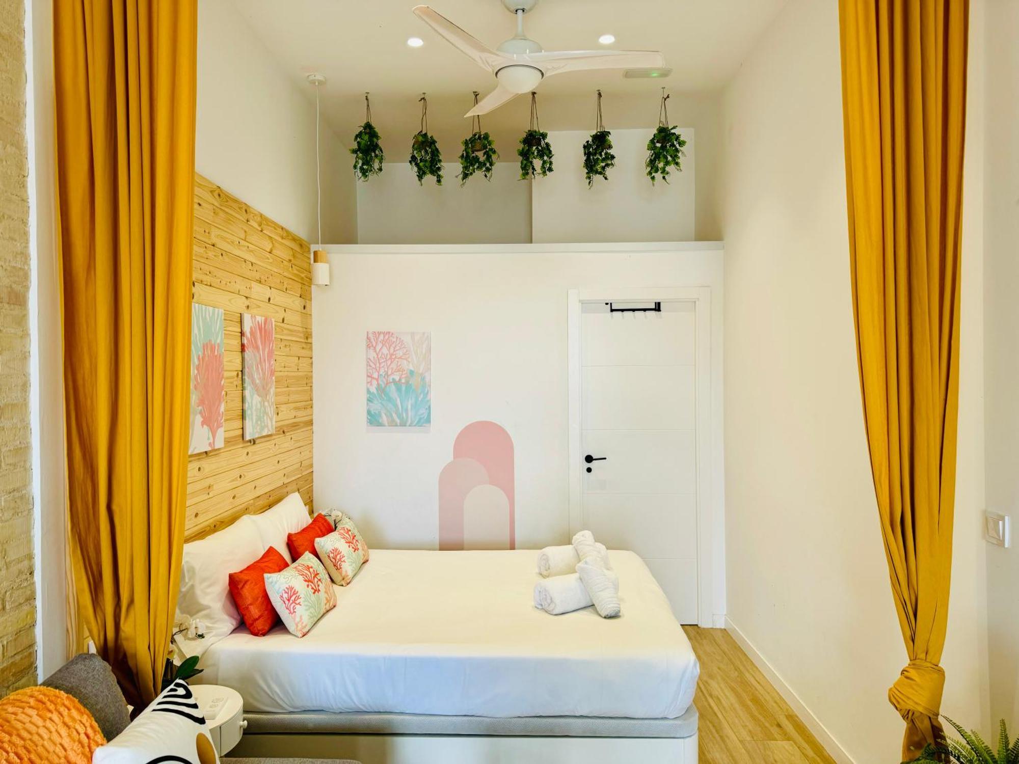 Beautiful Flat Next The Beach Valence Extérieur photo