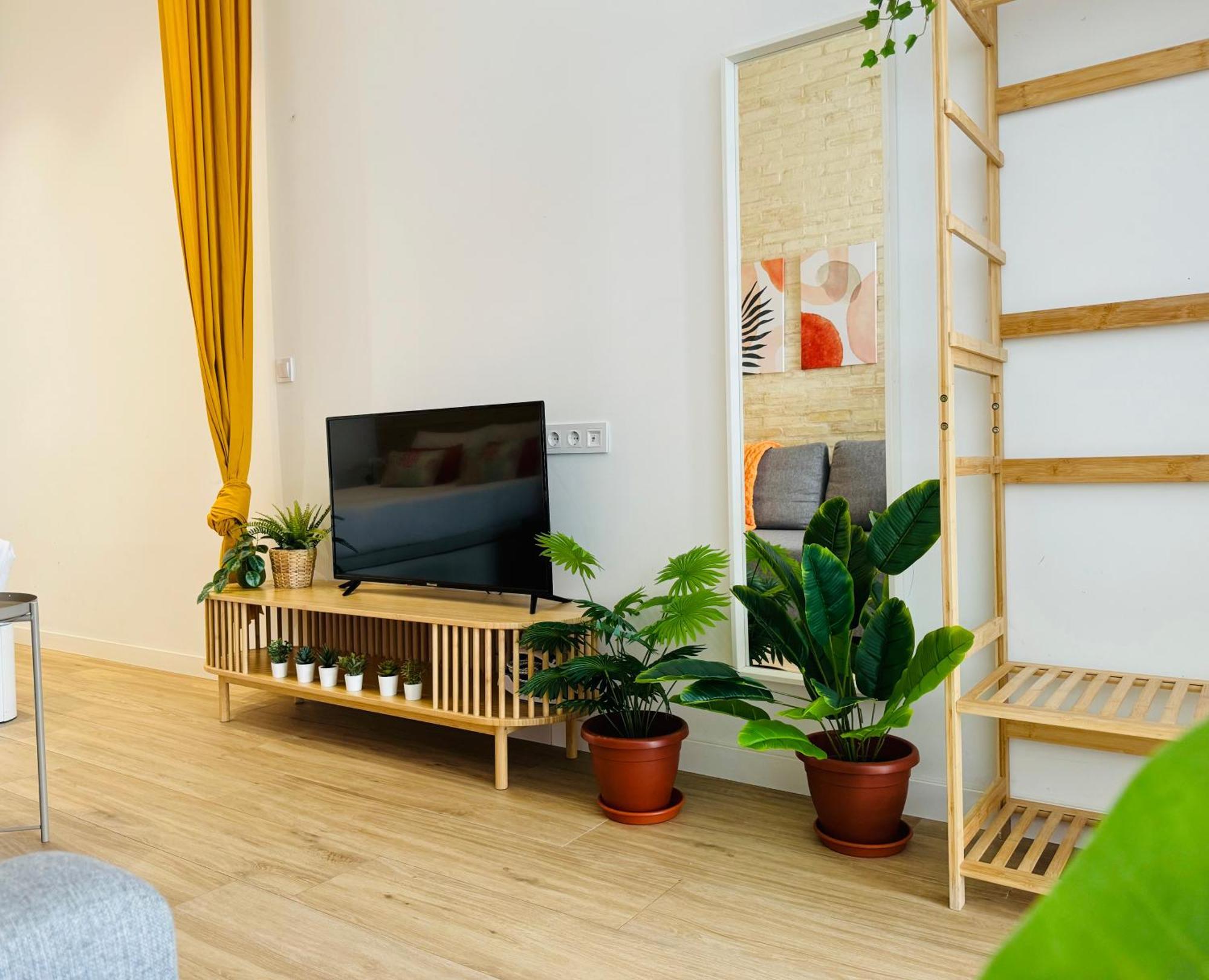 Beautiful Flat Next The Beach Valence Extérieur photo