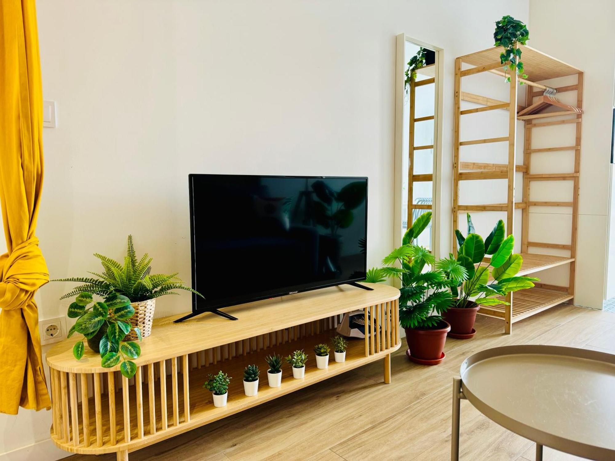 Beautiful Flat Next The Beach Valence Extérieur photo