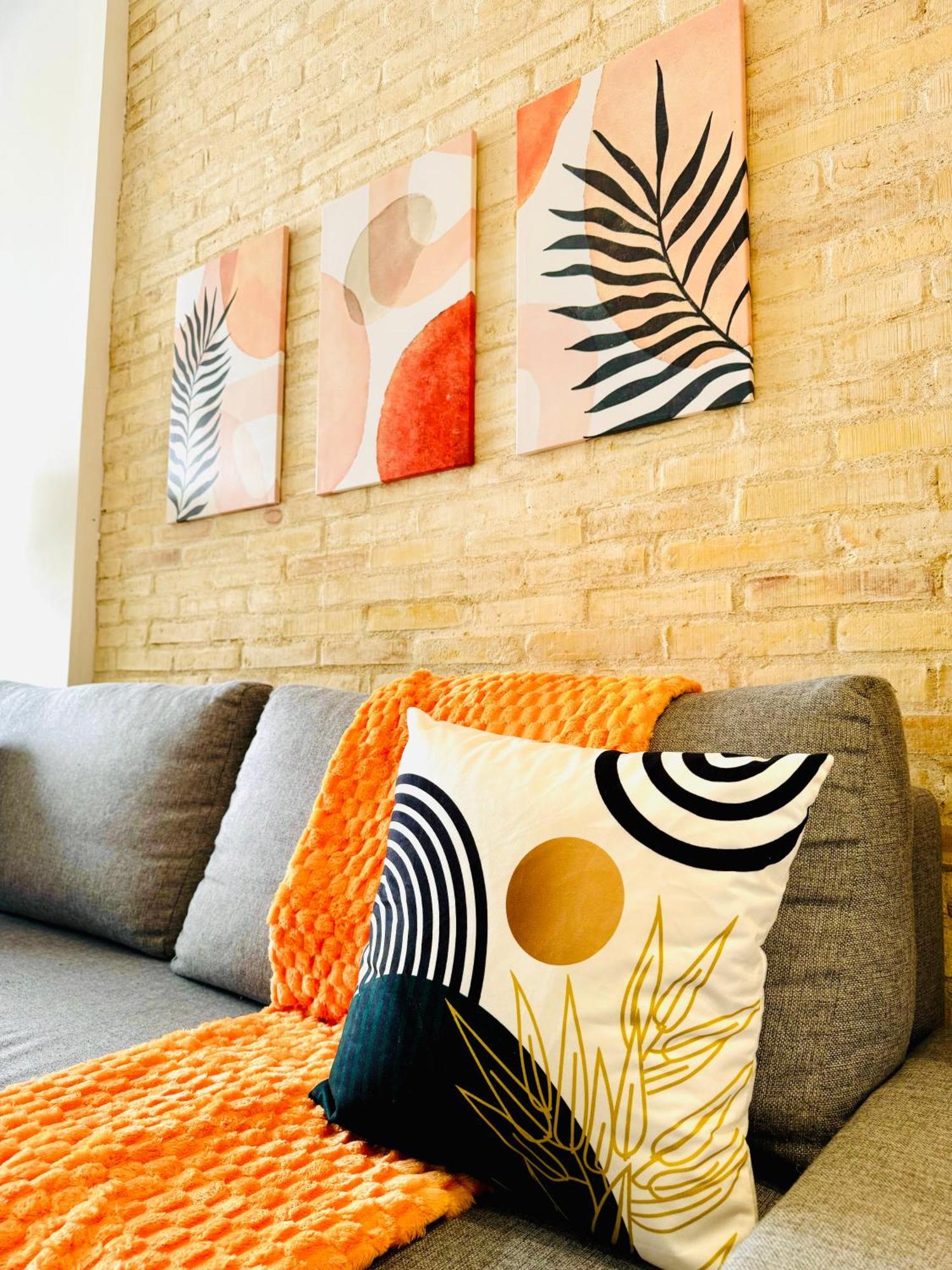 Beautiful Flat Next The Beach Valence Extérieur photo